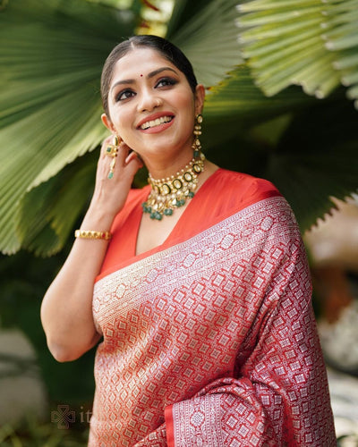 Light Peach Pure Kanjivaram Silk Saree Stylish Blouse Piece - Almaari Fashion