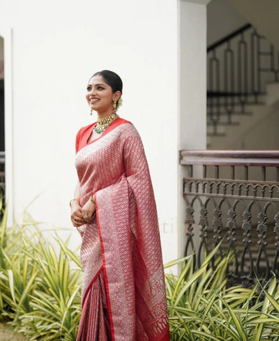 Light Peach Pure Kanjivaram Silk Saree Stylish Blouse Piece - Almaari Fashion