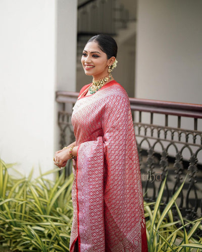 Light Peach Pure Kanjivaram Silk Saree Stylish Blouse Piece - Almaari Fashion