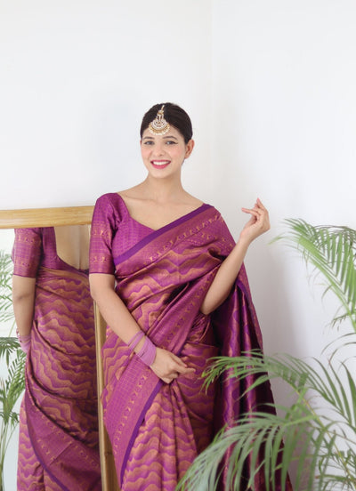 Magenta Pure Kanjivaram Silk Saree With Twirling Blouse Piece - Almaari Fashion