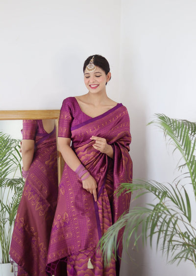 Magenta Pure Kanjivaram Silk Saree With Twirling Blouse Piece - Almaari Fashion