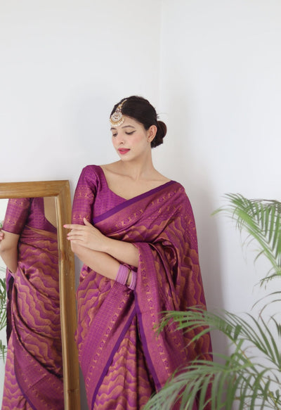 Magenta Pure Kanjivaram Silk Saree With Twirling Blouse Piece - Almaari Fashion