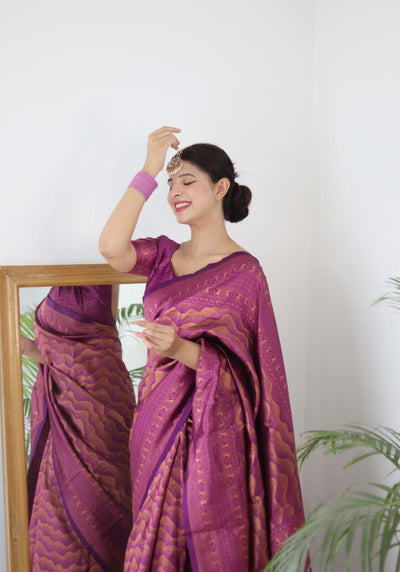 Magenta Pure Kanjivaram Silk Saree With Twirling Blouse Piece - Almaari Fashion