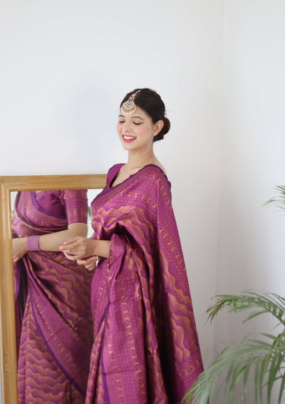 Magenta Pure Kanjivaram Silk Saree With Twirling Blouse Piece - Almaari Fashion