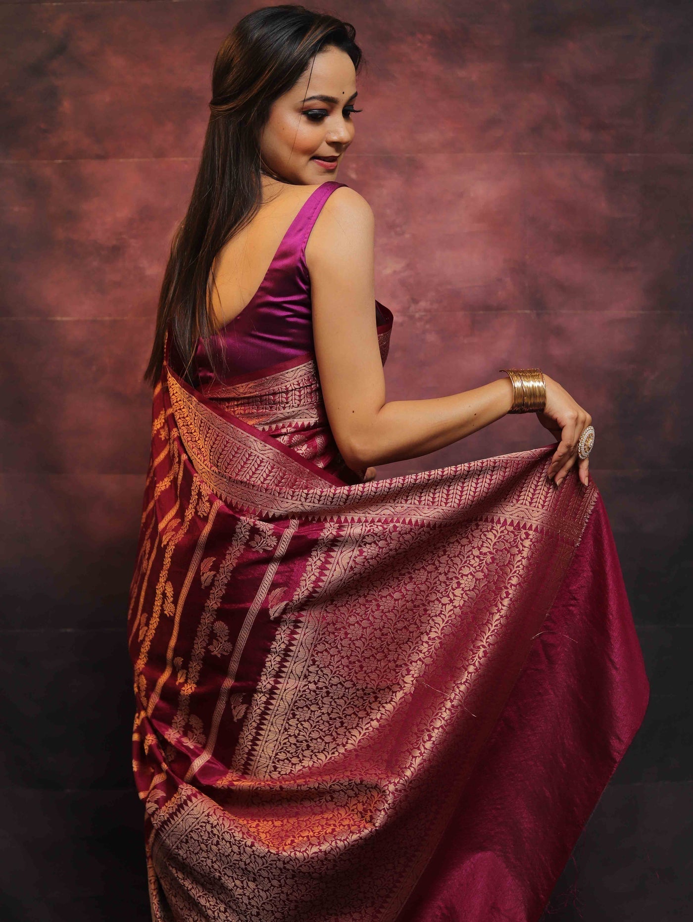 Maroon Pure Kanjivaram Silk Weaved With Copper Zari Comes With Heavy Kanjivaram Brocade Blouse - Almaari Fashion