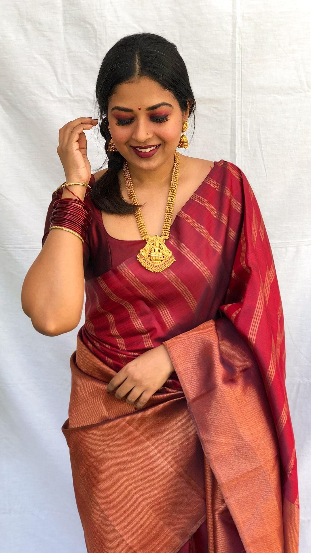 Maroon Pure Kanjivaram Silk With Confounding Blouse Piece - Almaari Fashion