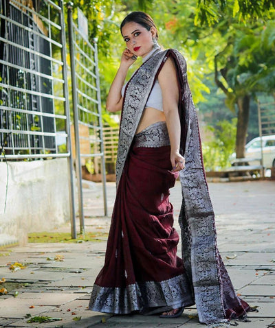 Maroon Pure Kanjivaram Silk With Confounding Blouse Piece - Almaari Fashion