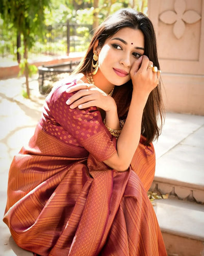 Maroon Pure Pure Banarasi Silk With Confounding Blouse Piece - Almaari Fashion