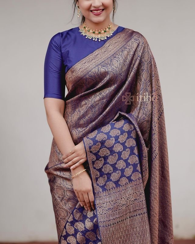 Navy Blue Pure Kanjivaram Silk Saree Stylish Blouse Piece - Almaari Fashion