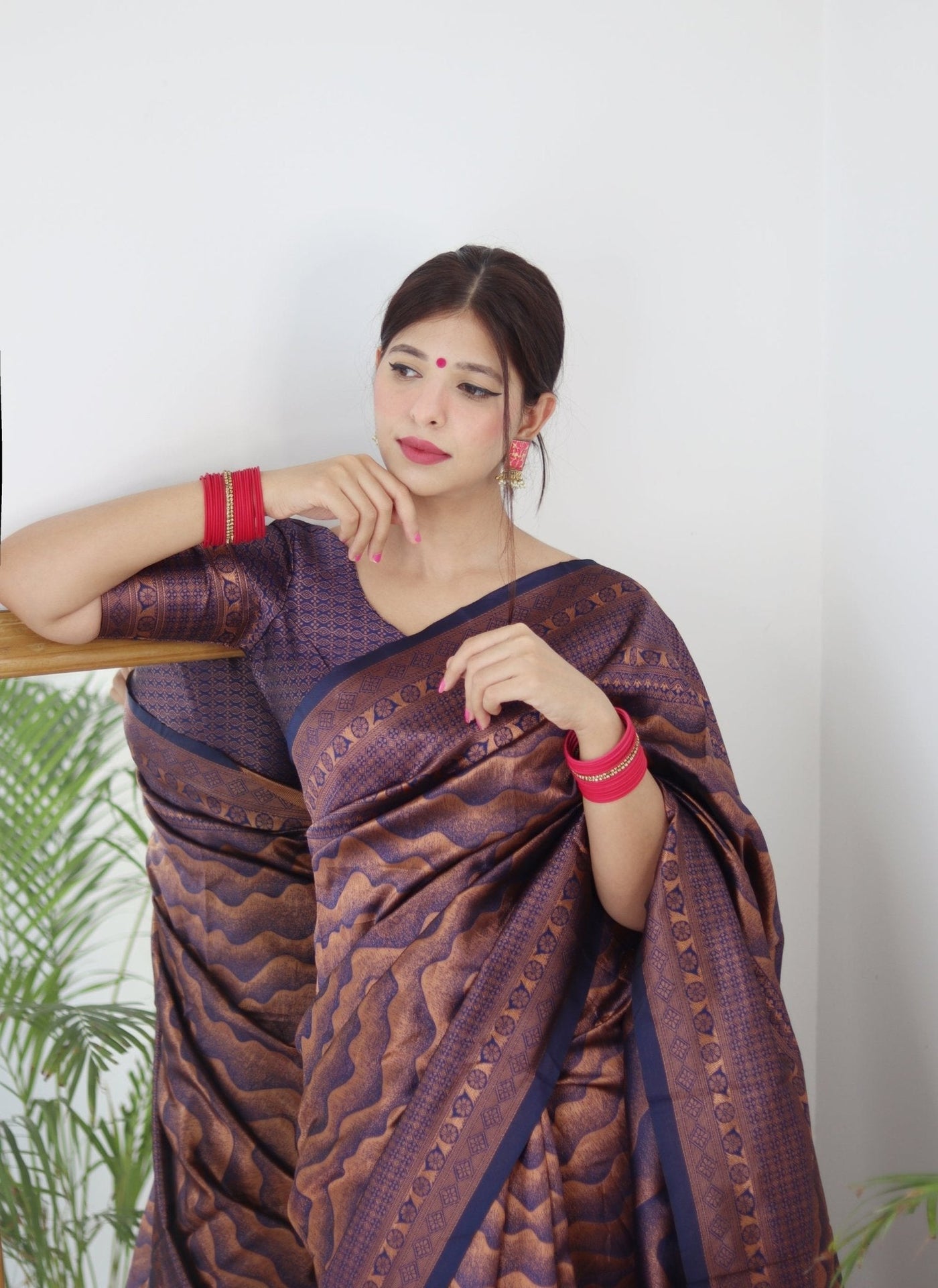 Navy Blue Pure Kanjivaram Silk Saree With Twirling Blouse Piece - Almaari Fashion