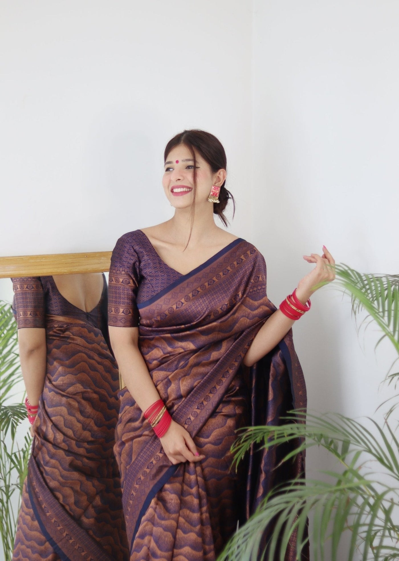 Navy Blue Pure Kanjivaram Silk Saree With Twirling Blouse Piece - Almaari Fashion