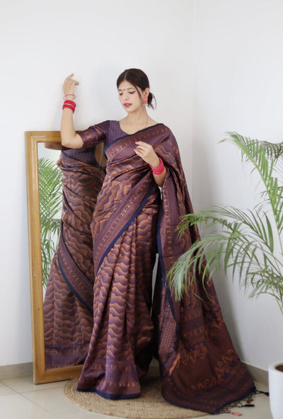 Navy Blue Pure Kanjivaram Silk Saree With Twirling Blouse Piece - Almaari Fashion