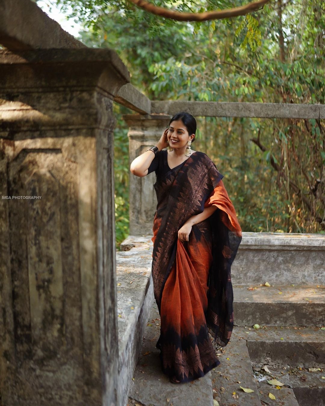 Orange & Black Pure Kanjivaram Silk Saree Stylish Blouse Piece - Almaari Fashion