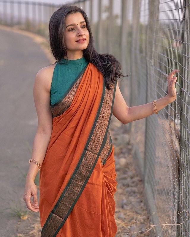 Orange & Dark Green Combination Pure Kanjivaram Silk Saree With Attractive Blouse Piece - Almaari Fashion