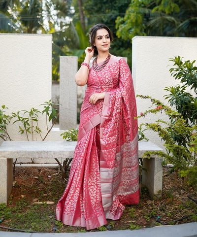 Peach Pure Pure Banarasi Silk With Confounding Blouse Piece - Almaari Fashion