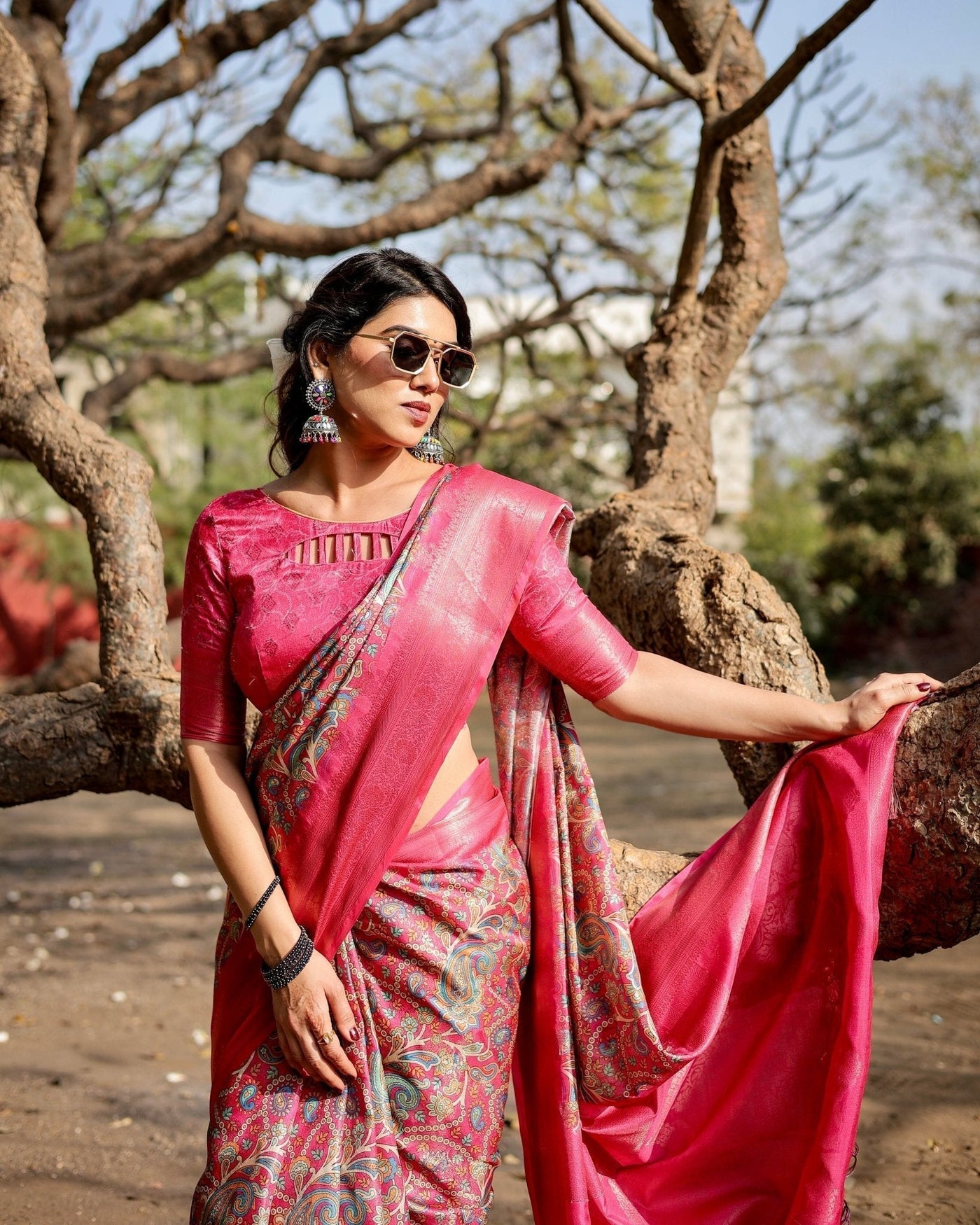 Pure Banarasi Silk Saree Weaved With Golden Zari Comes With Tassels - Almaari Fashion