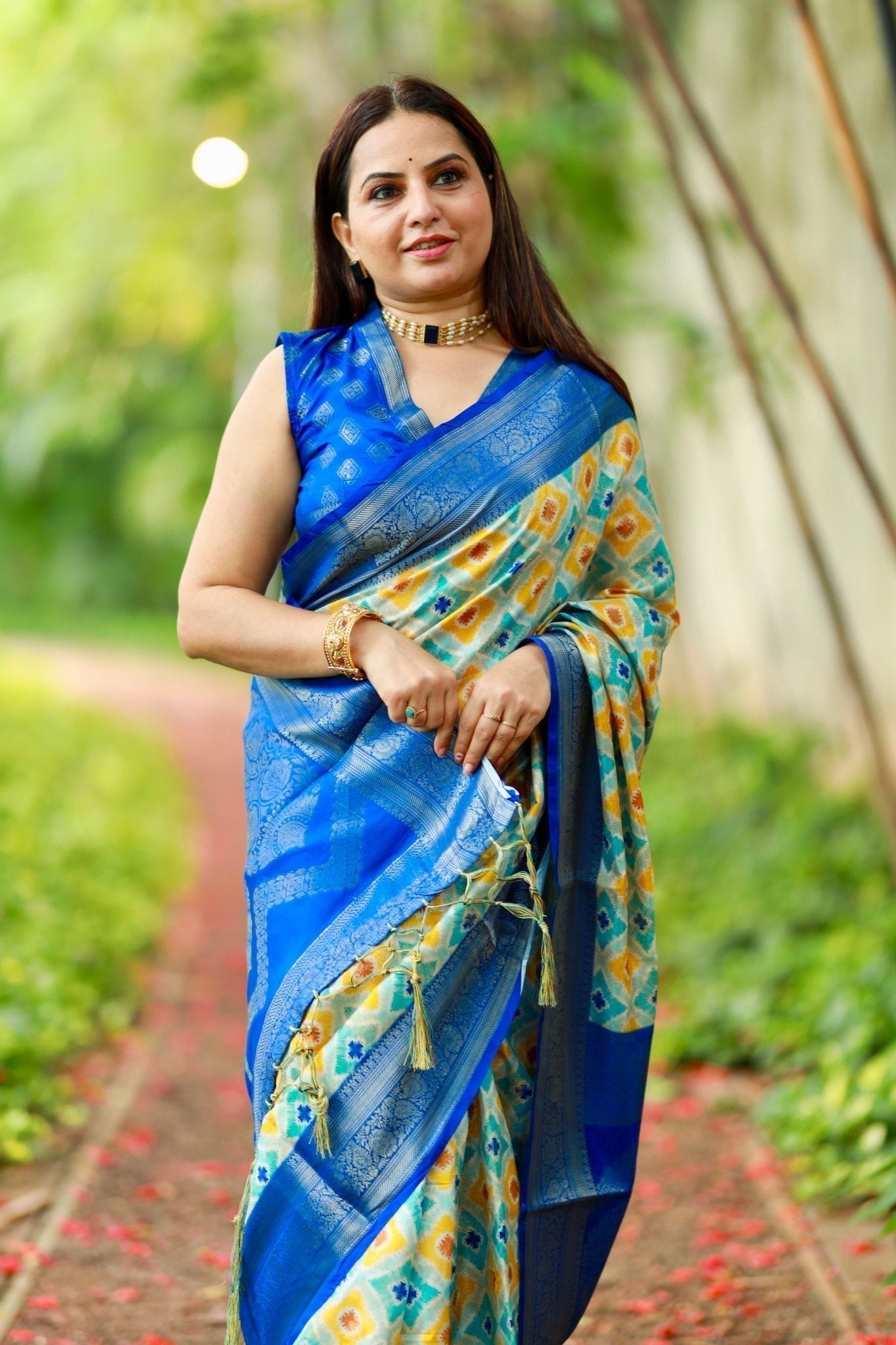 Pure Banarasi Silk Saree Weaved With Golden Zari Comes With Tassels - Almaari Fashion