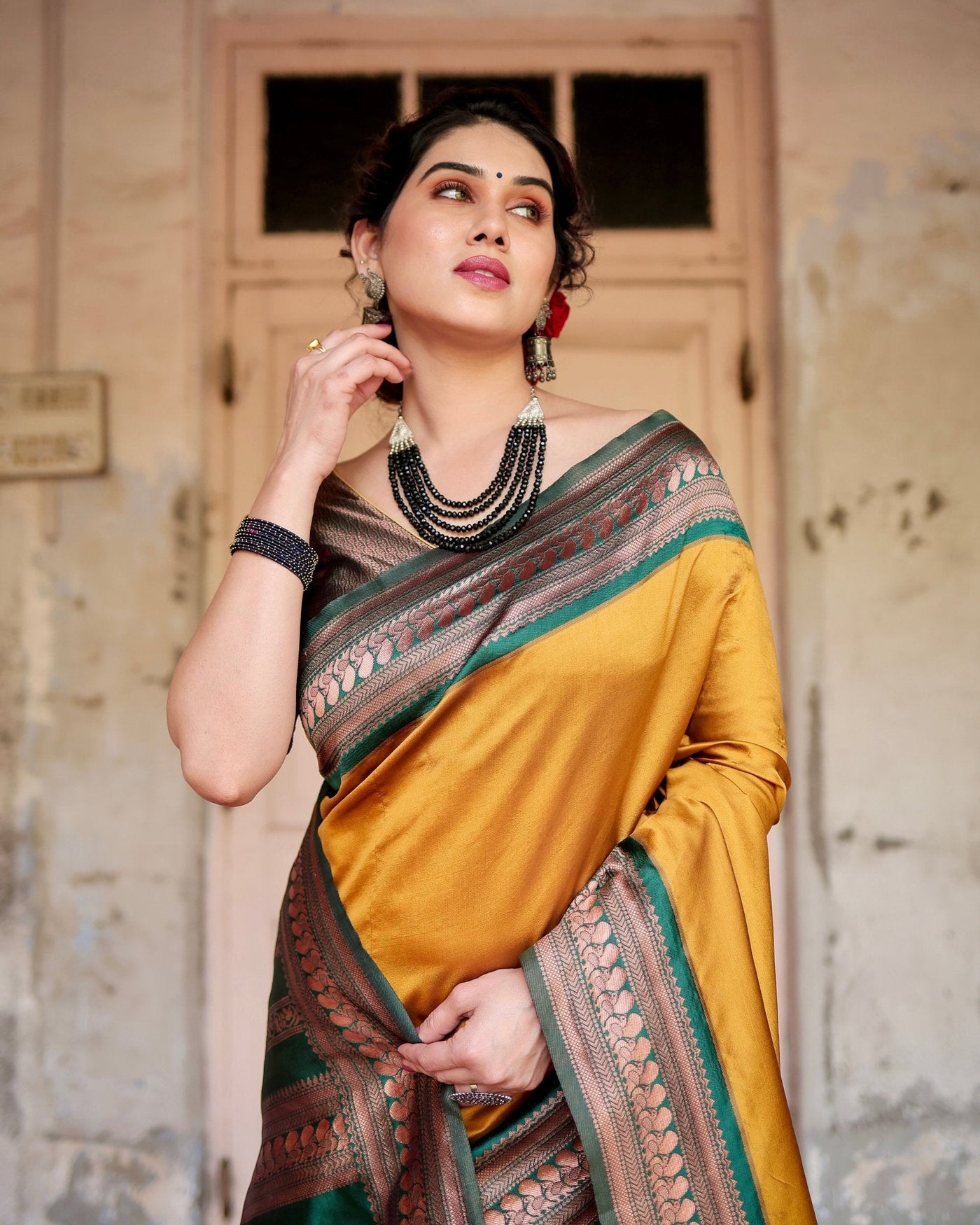 Pure Banarasi Silk Saree Weaved With Zari Comes With Heavy Banarasi Brocade Blouse - Almaari Fashion