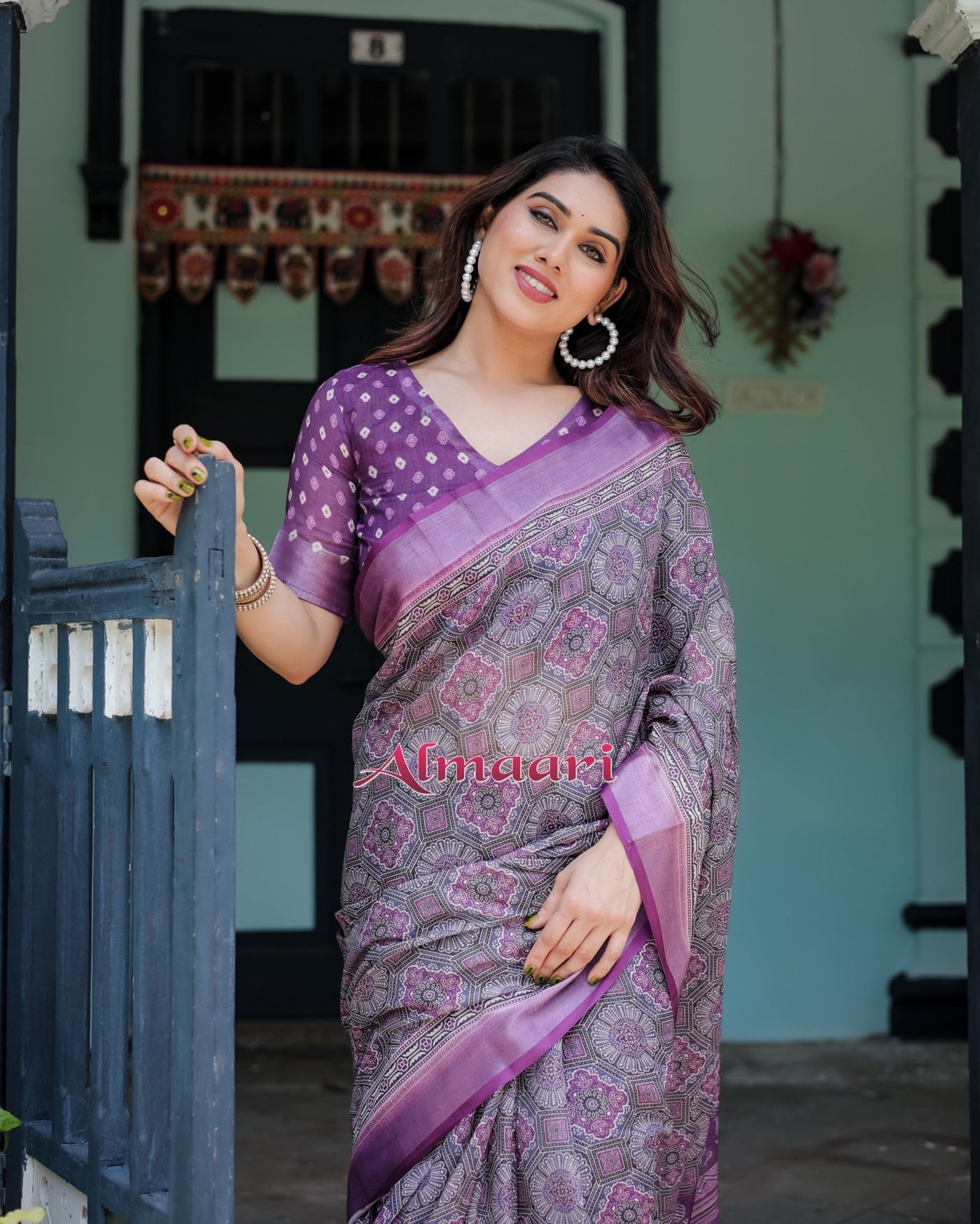 Pure Cotton Linen Saree Weaved With Zari Comes With Tassels - Almaari Fashion