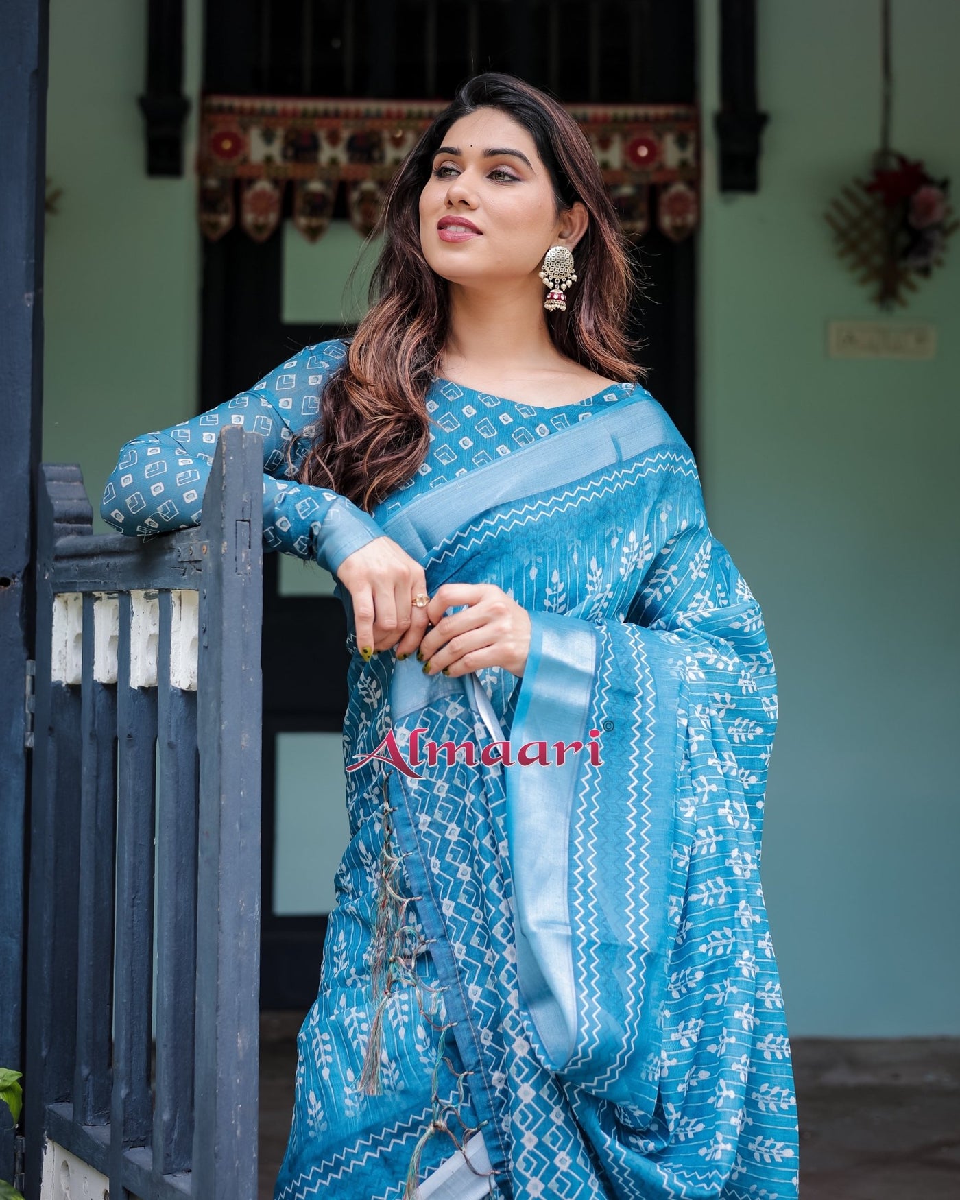 Pure Cotton Linen Saree Weaved With Zari Comes With Tassels - Almaari Fashion