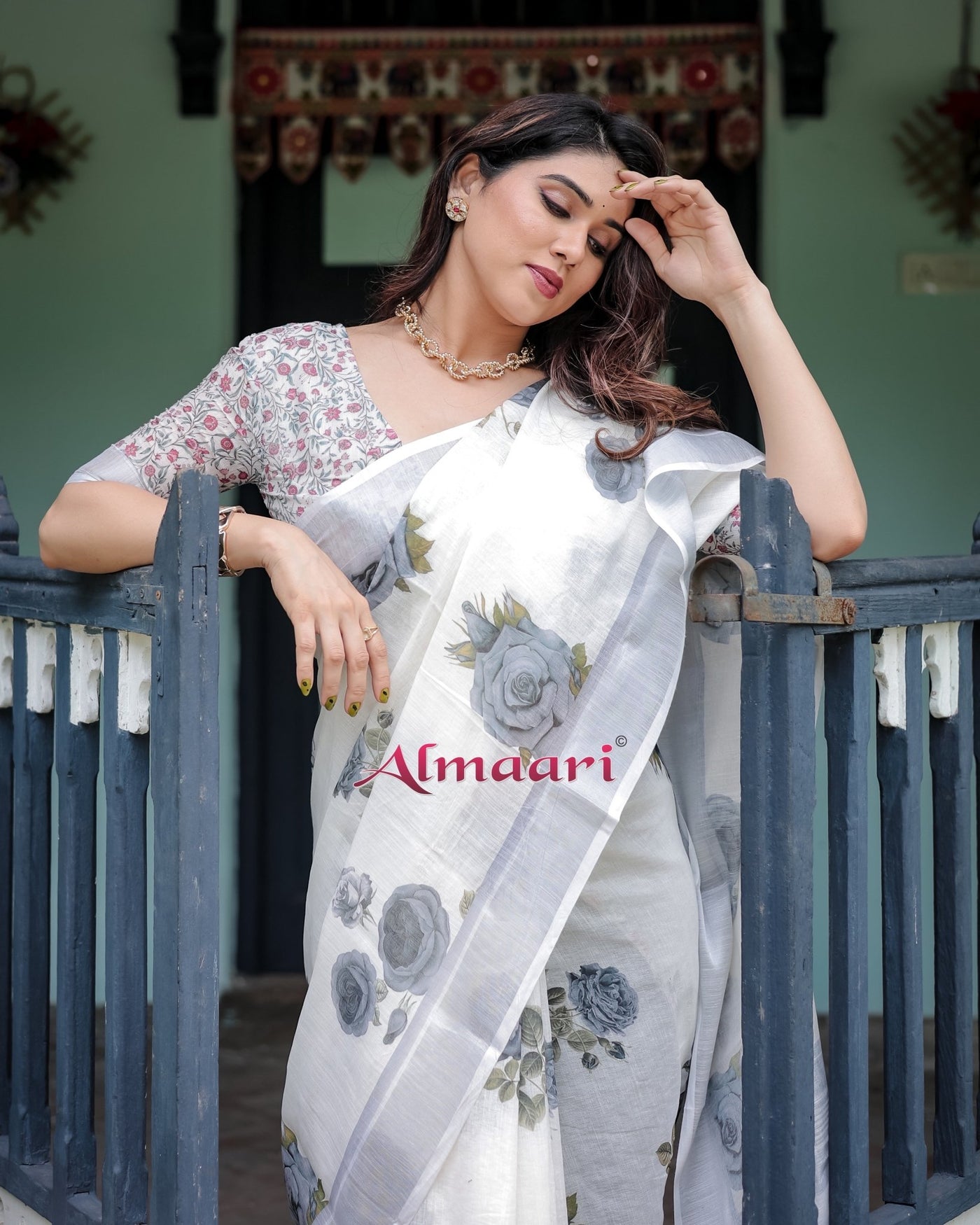 Pure Cotton Linen Saree Weaved With Zari Comes With Tassels - Almaari Fashion