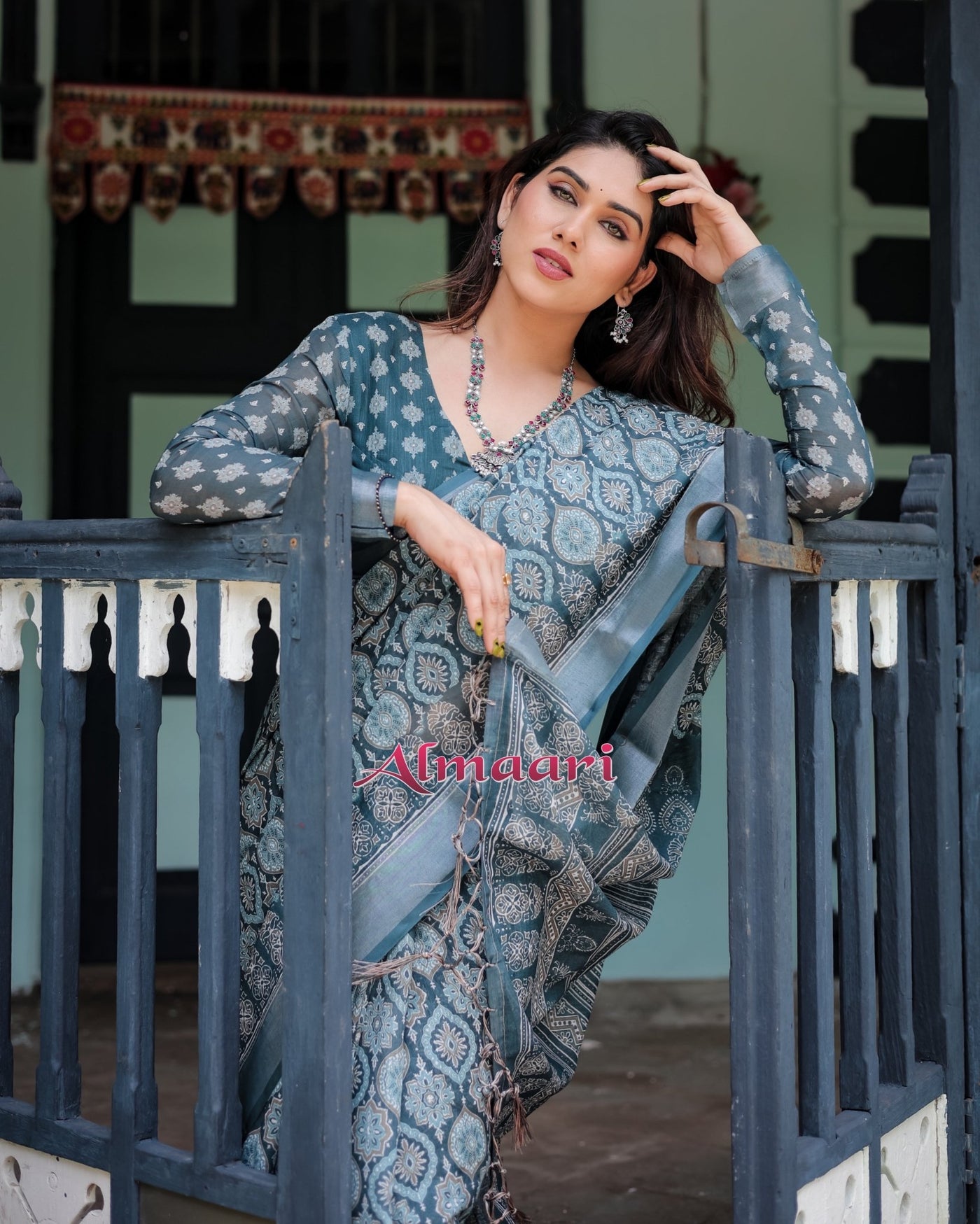 Pure Cotton Linen Saree Weaved With Zari Comes With Tassels - Almaari Fashion