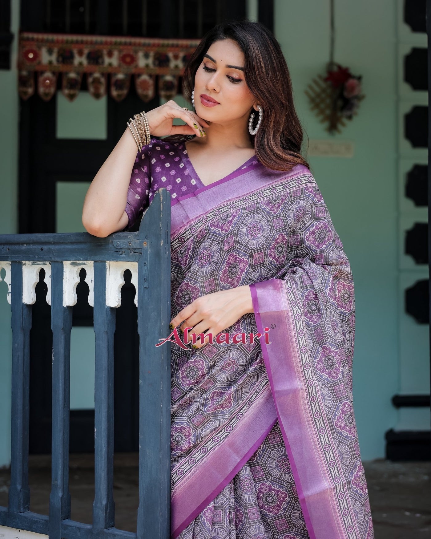 Pure Cotton Linen Saree Weaved With Zari Comes With Tassels - Almaari Fashion