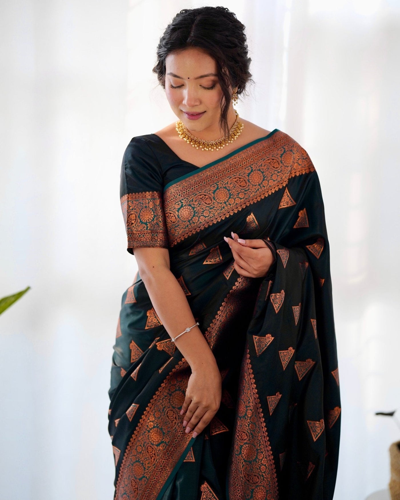 Pure Gaji Silk Saree Weaved With Copper Zari - Almaari Fashion