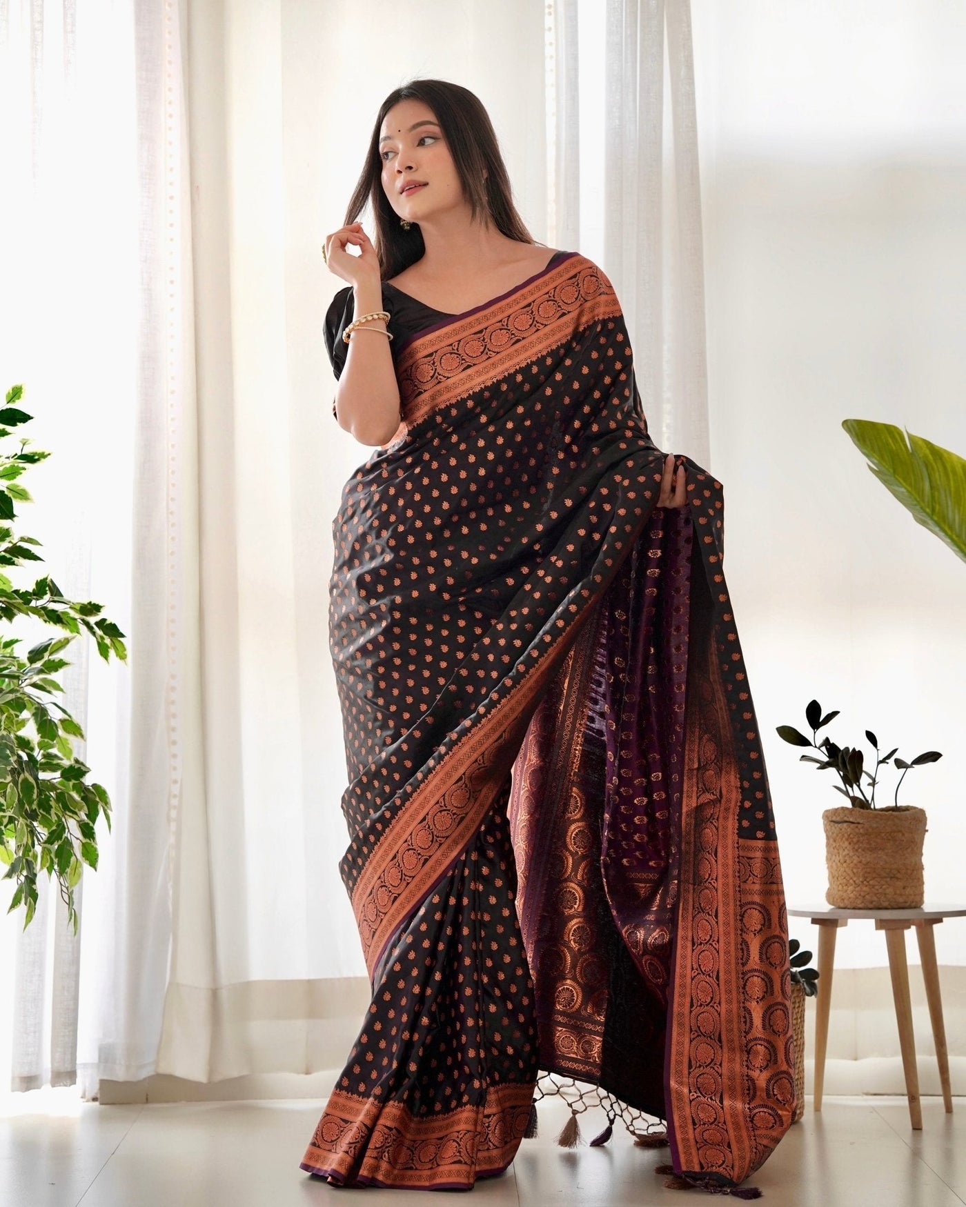 Pure Gaji Silk Saree Weaved With Copper Zari - Almaari Fashion