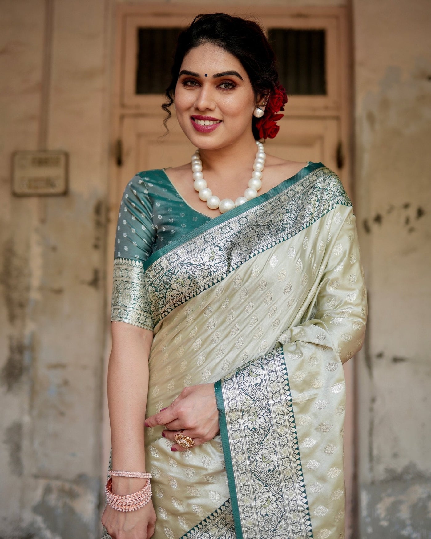 Pure Gaji Silk Saree Weaved With Zari Comes With Tassels - Almaari Fashion