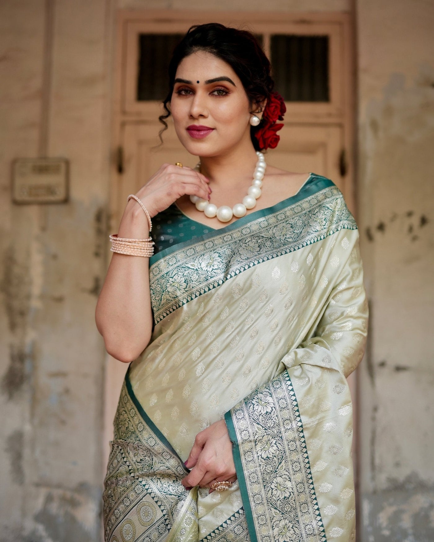 Pure Gaji Silk Saree Weaved With Zari Comes With Tassels - Almaari Fashion