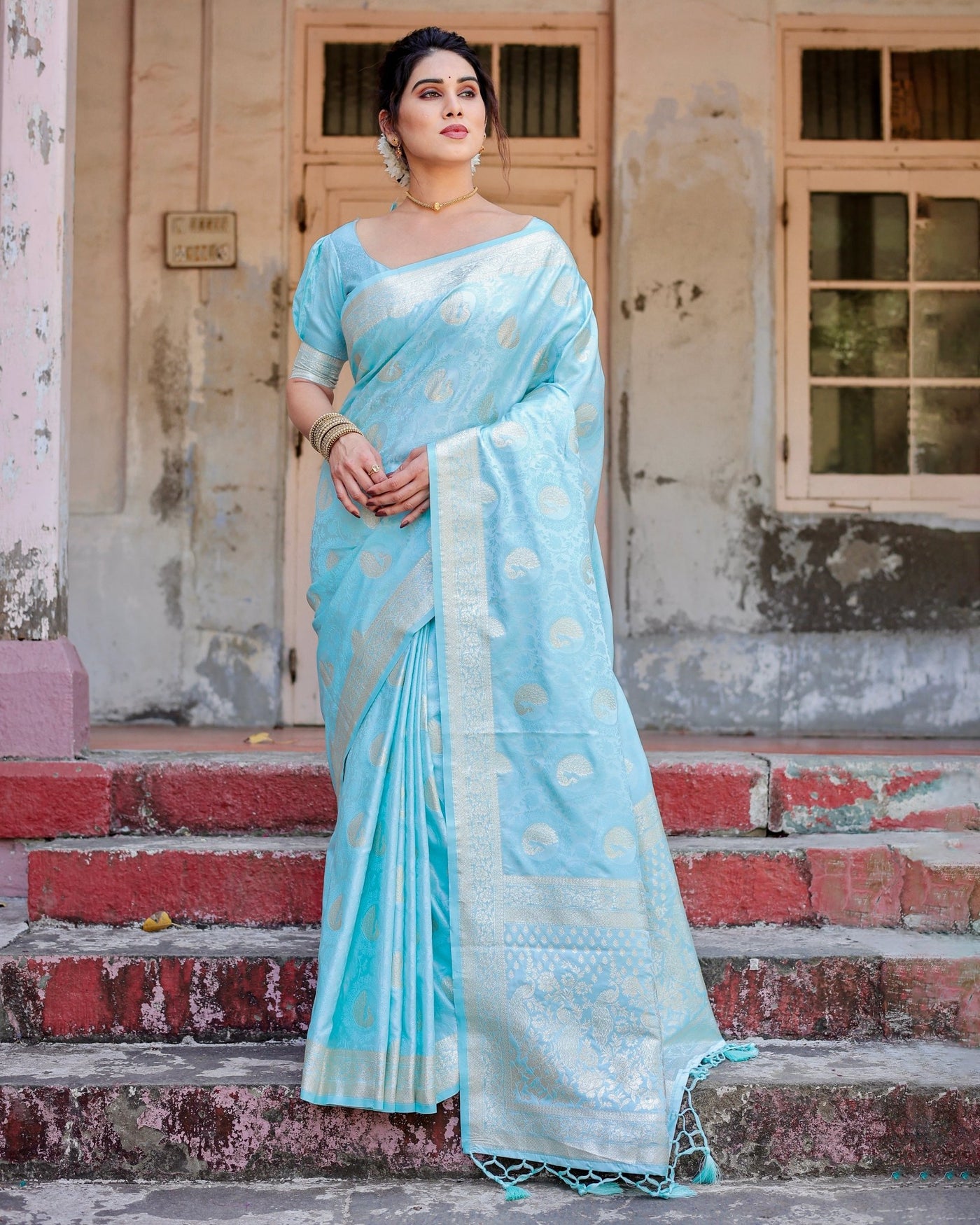 Pure Gaji Silk Saree Weaved With Zari Comes With Tassels - Almaari Fashion