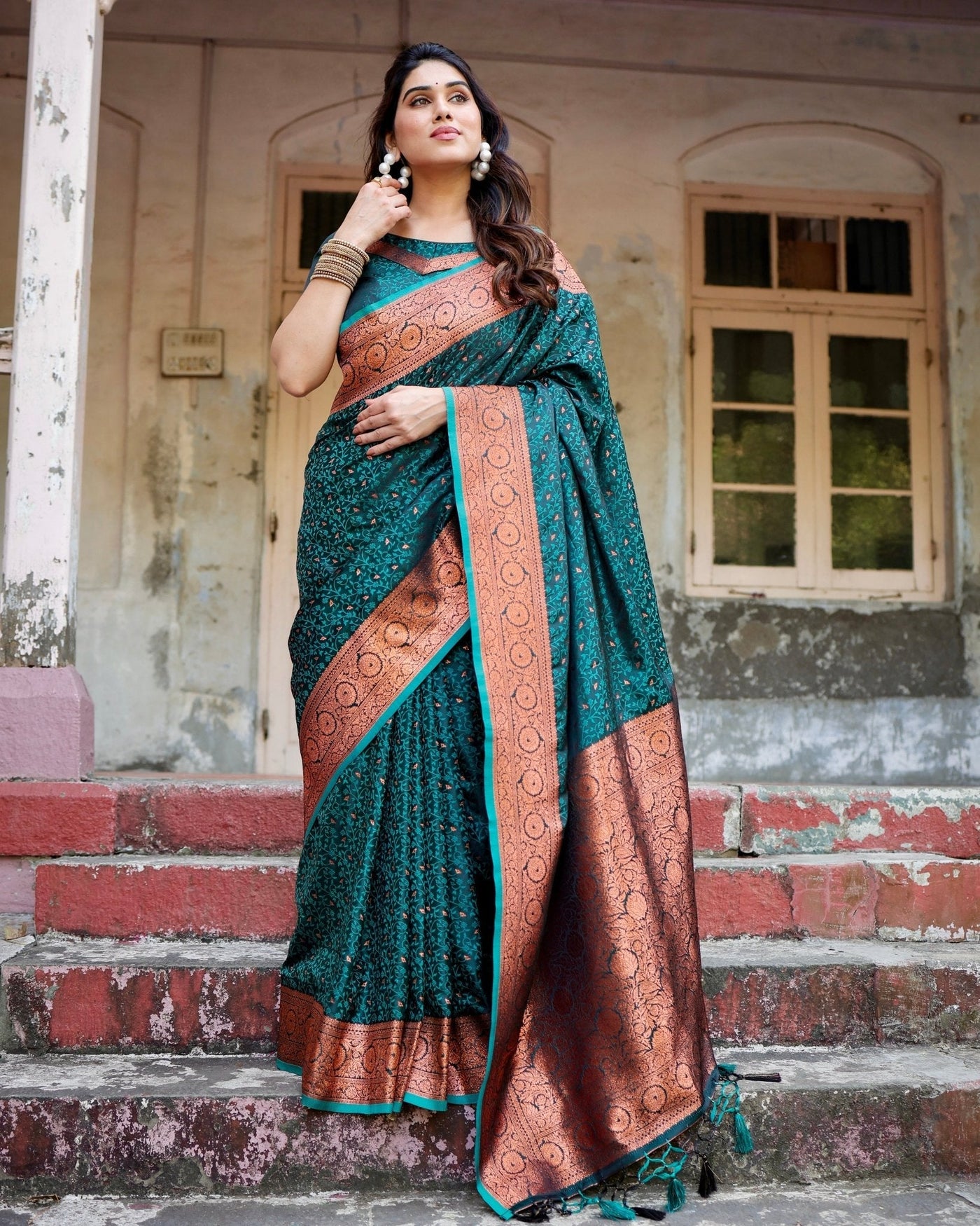 Pure Gaji Silk Saree Weaved With Zari Comes With Tassels - Almaari Fashion