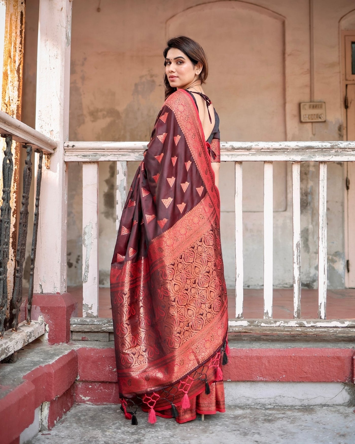 Pure Gaji Silk Saree Weaved With Zari Comes With Tassels - Almaari Fashion