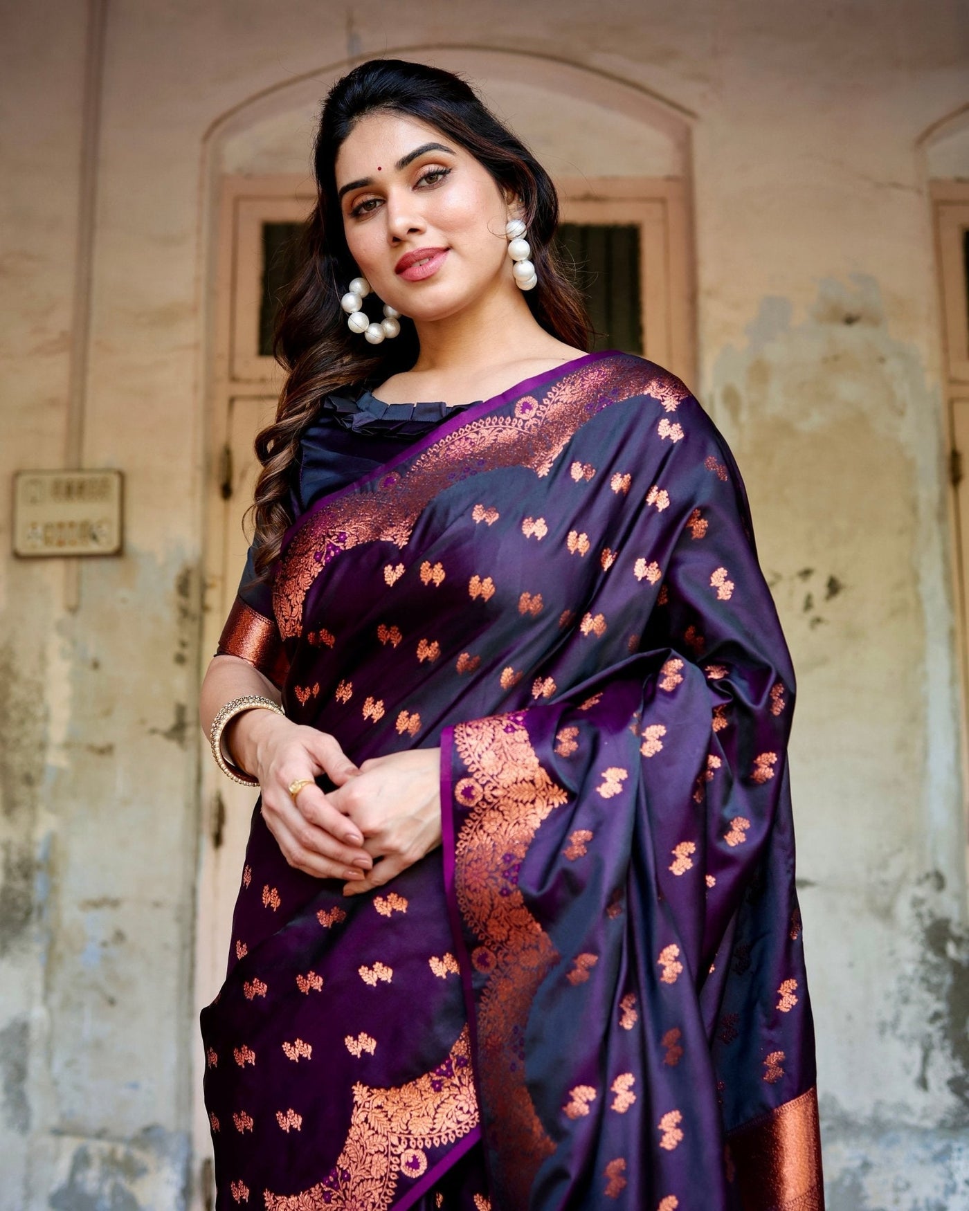 Pure Gaji Silk Saree Weaved With Zari Comes With Tassels - Almaari Fashion