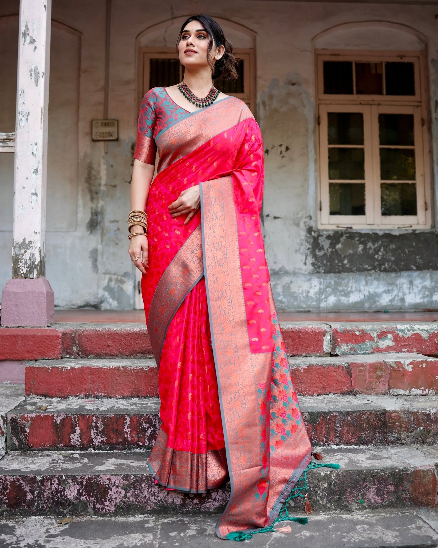 Pure Gaji Silk Saree Weaved With Zari Comes With Tassels - Almaari Fashion