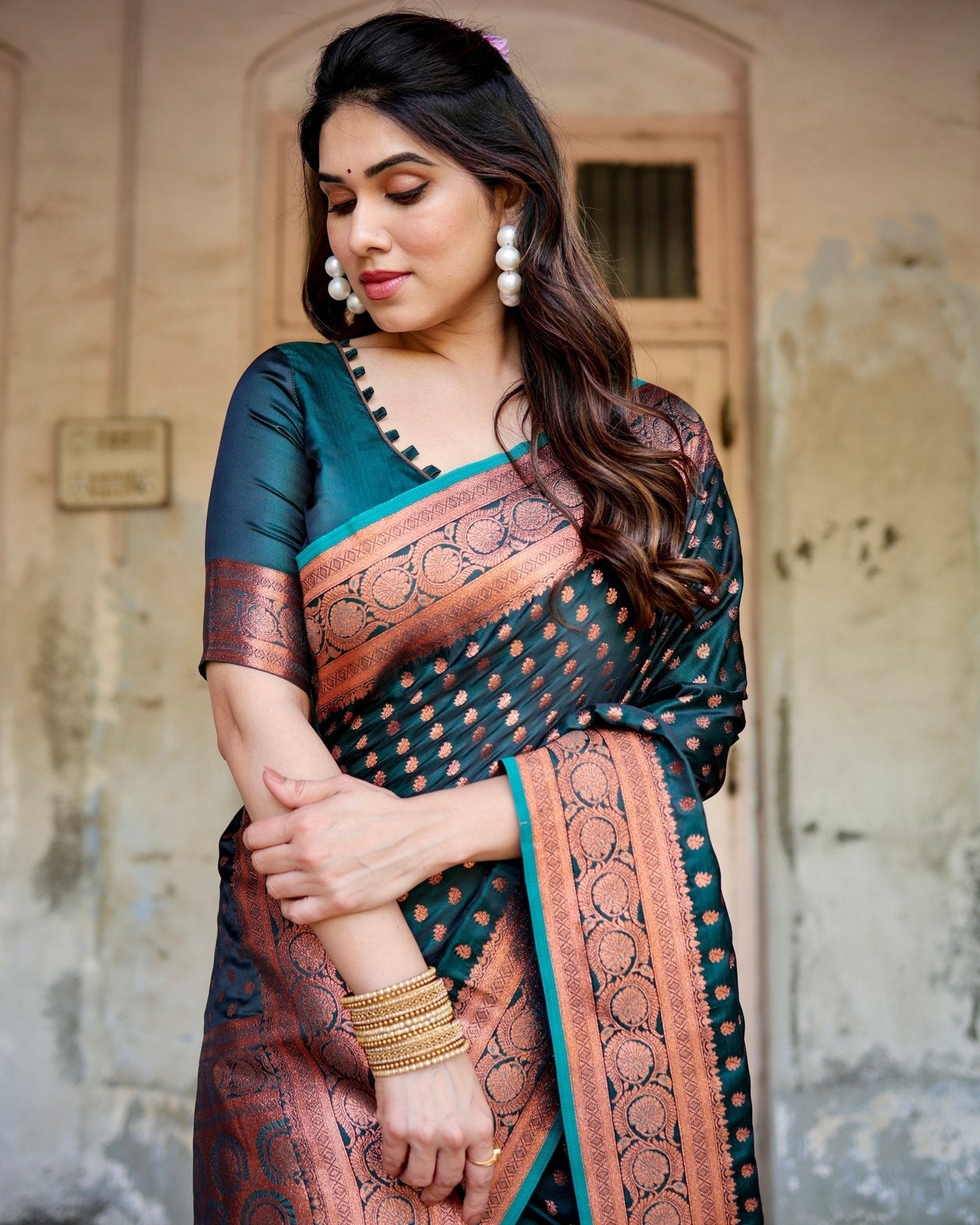 Pure Gaji Silk Saree Weaved With Zari Comes With Tassels - Almaari Fashion