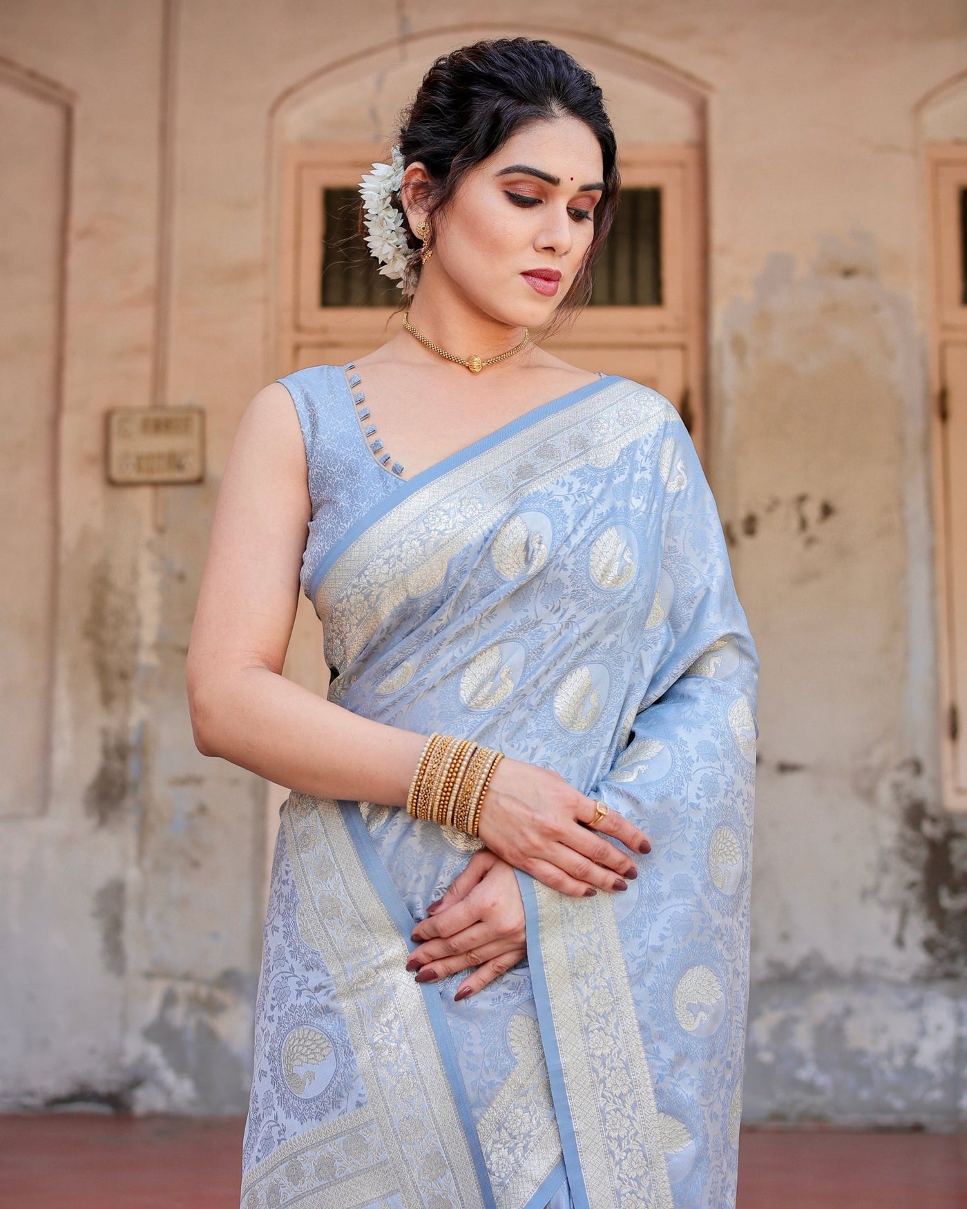 Pure Gaji Silk Saree Weaved With Zari Comes With Tassels - Almaari Fashion