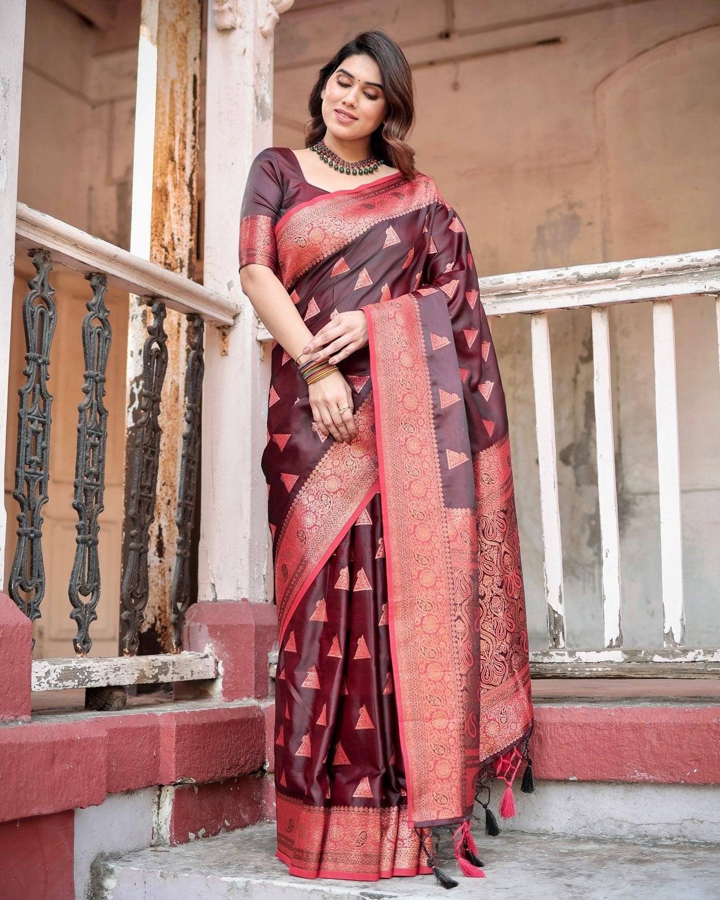 Pure Gaji Silk Saree Weaved With Zari Comes With Tassels - Almaari Fashion