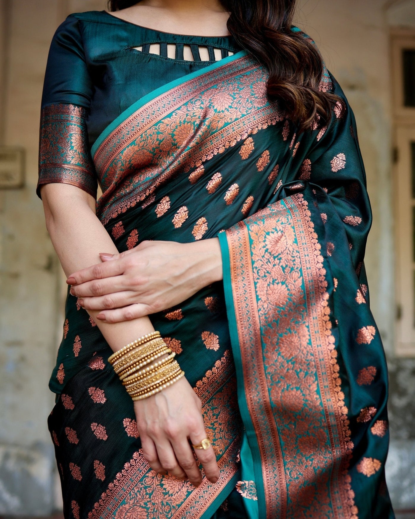 Pure Gaji Silk Saree Weaved With Zari Comes With Tassels - Almaari Fashion