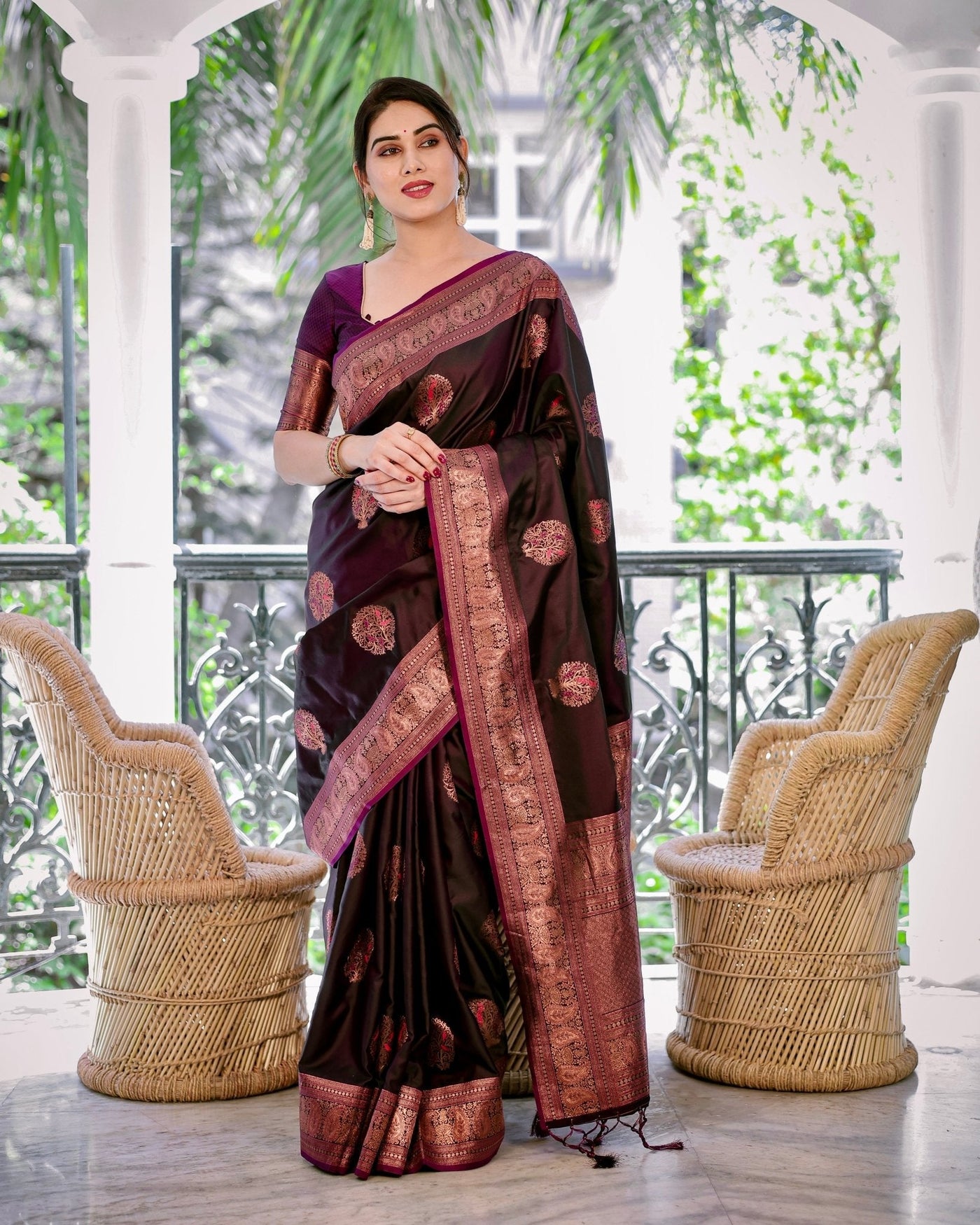 Pure Gaji Silk Saree Weaved With Zari Comes With Tassels - Almaari Fashion