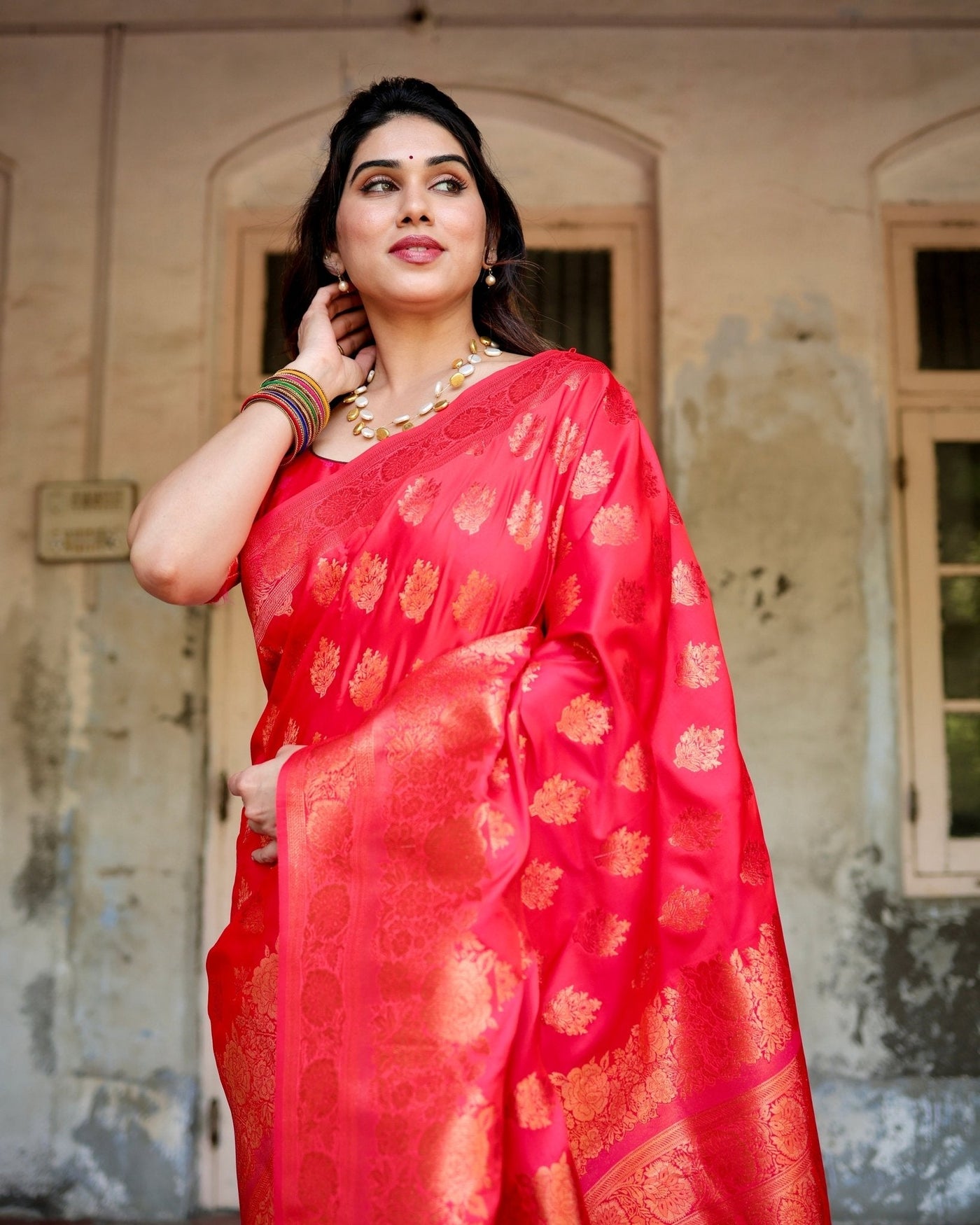 Pure Gaji Silk Saree Weaved With Zari Comes With Tassels - Almaari Fashion