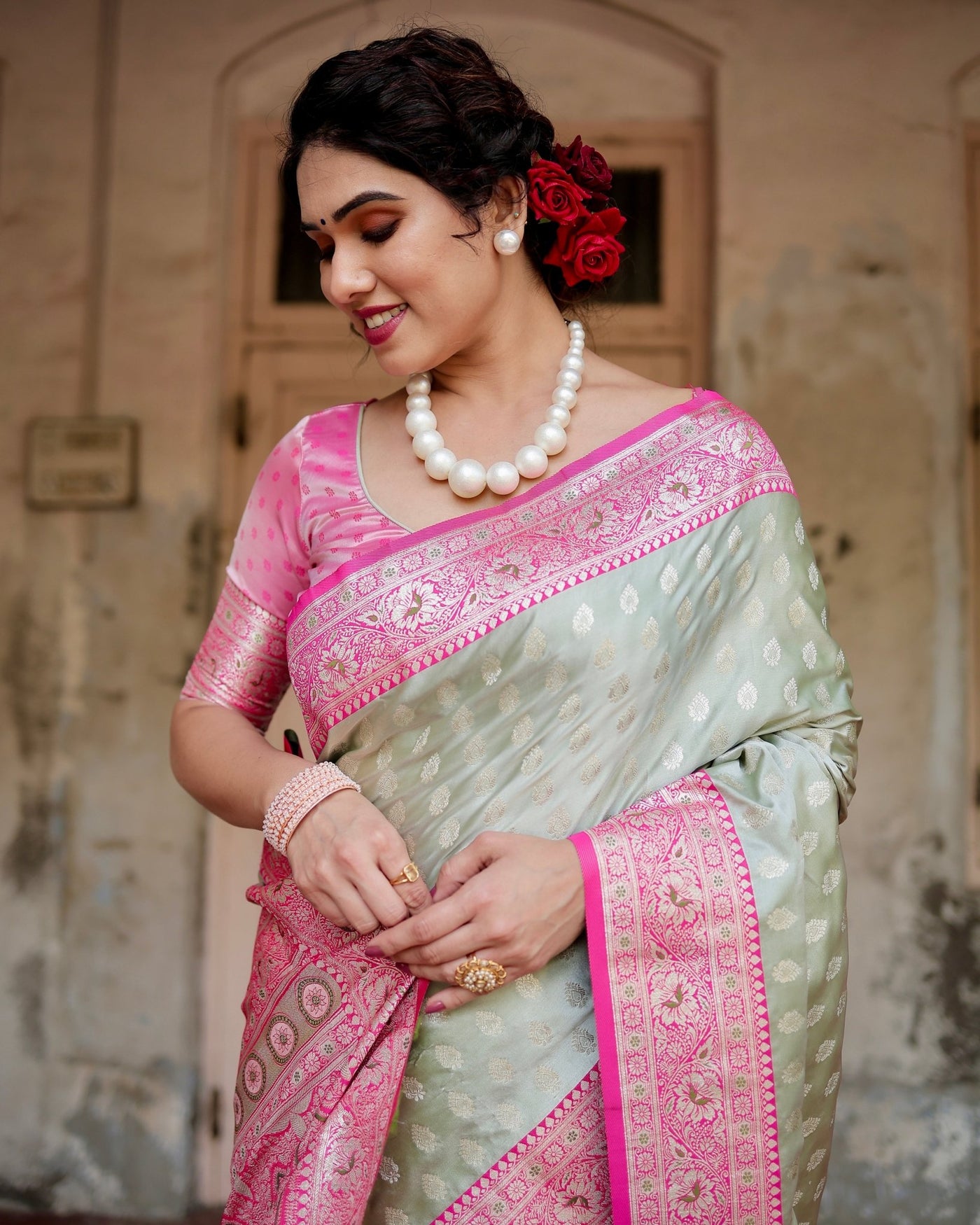 Pure Gaji Silk Saree Weaved With Zari Comes With Tassels - Almaari Fashion