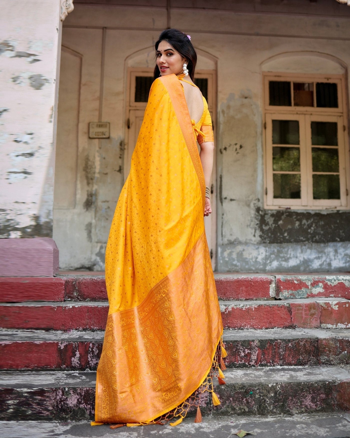 Pure Gaji Silk Saree Weaved With Zari Comes With Tassels - Almaari Fashion