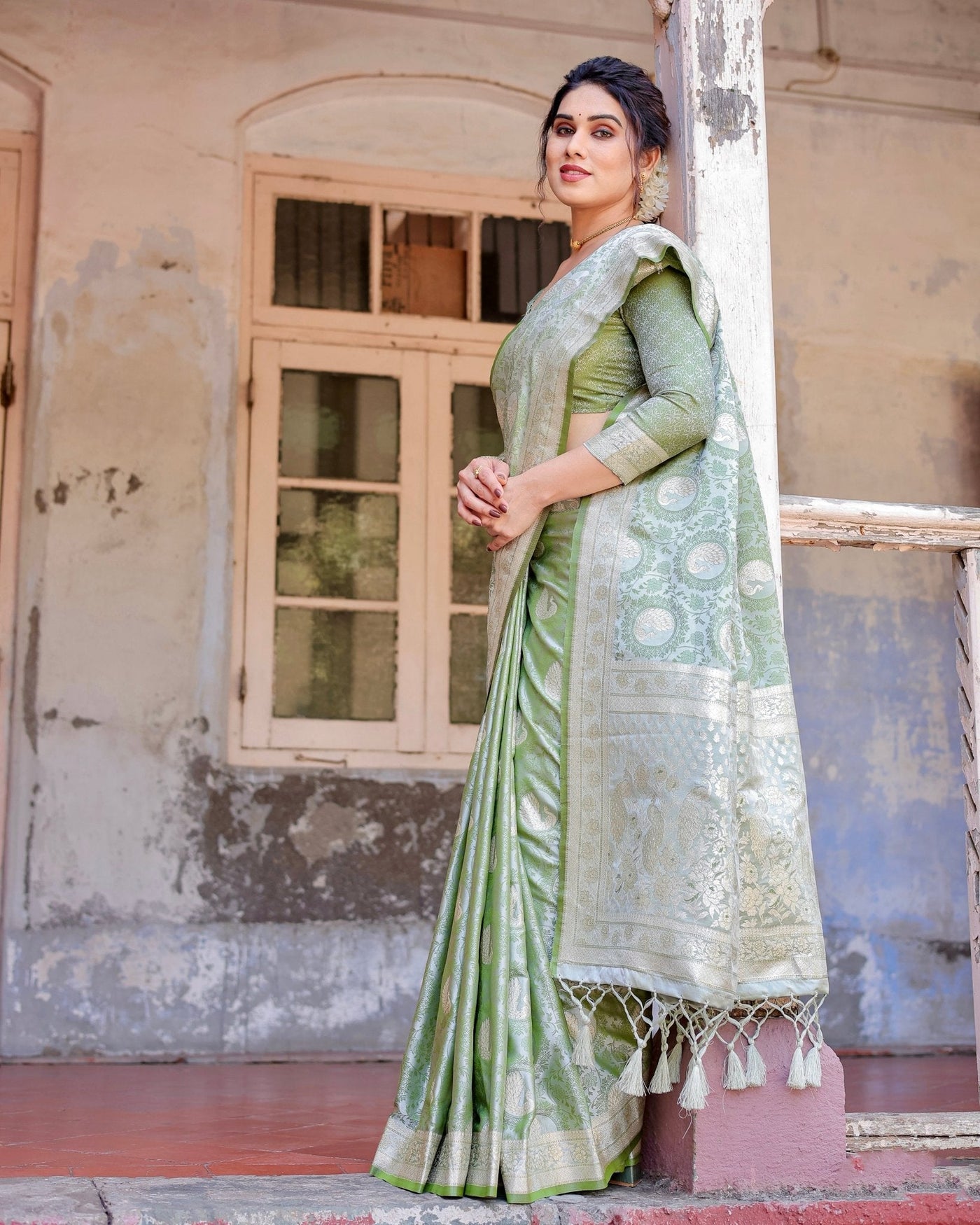 Pure Gaji Silk Saree Weaved With Zari Comes With Tassels - Almaari Fashion