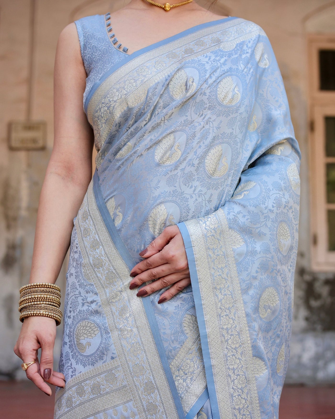 Pure Gaji Silk Saree Weaved With Zari Comes With Tassels - Almaari Fashion