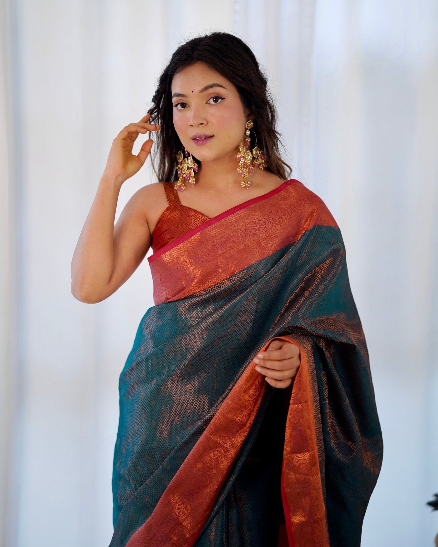 Pure Kanjivaram Silk Saree Weaved With Copper Zari - Almaari Fashion