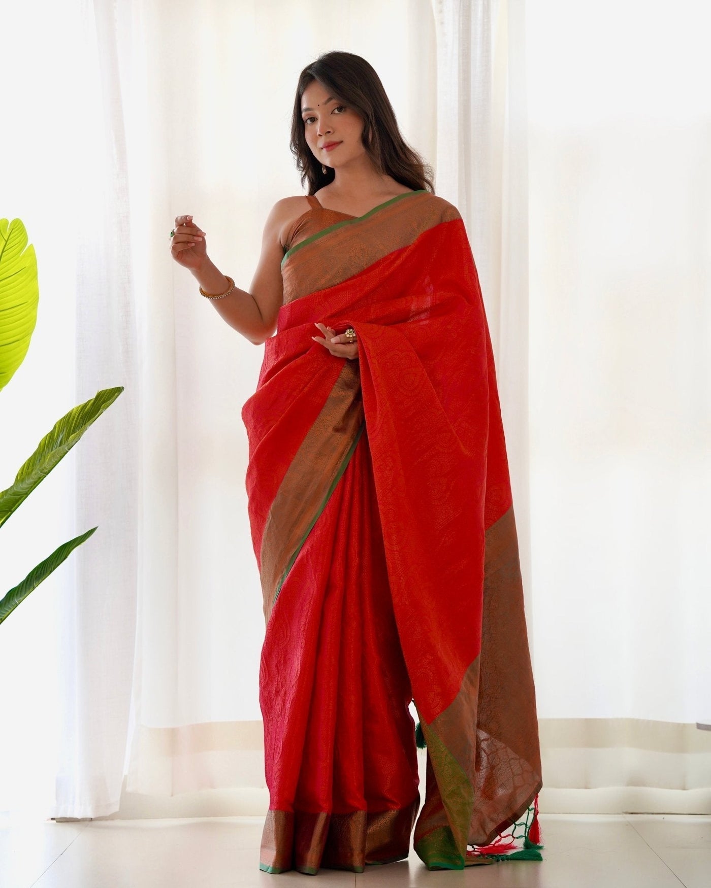 Pure Kanjivaram Silk Saree Weaved With Copper Zari - Almaari Fashion