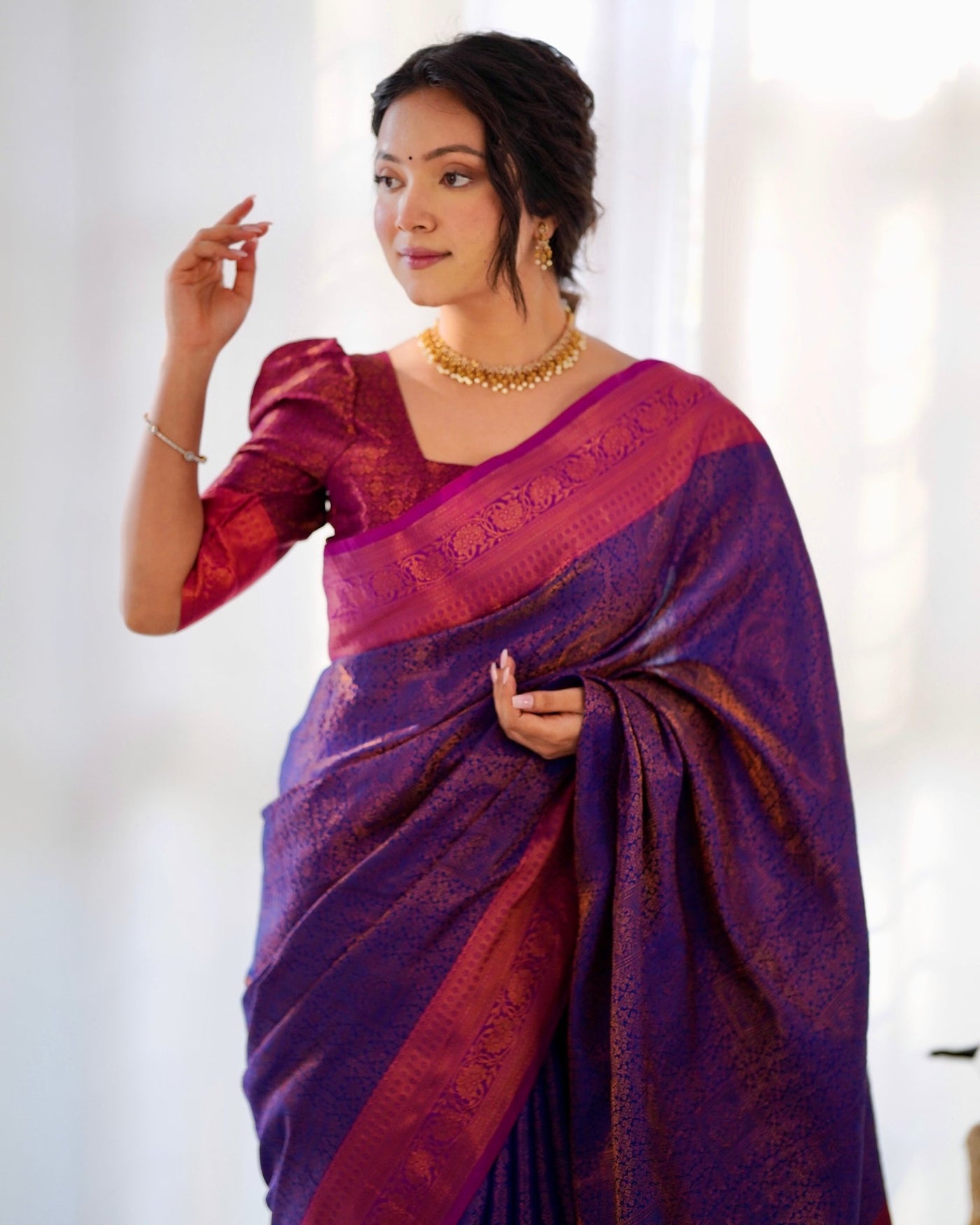 Pure Kanjivaram Silk Saree Weaved With Copper Zari - Almaari Fashion