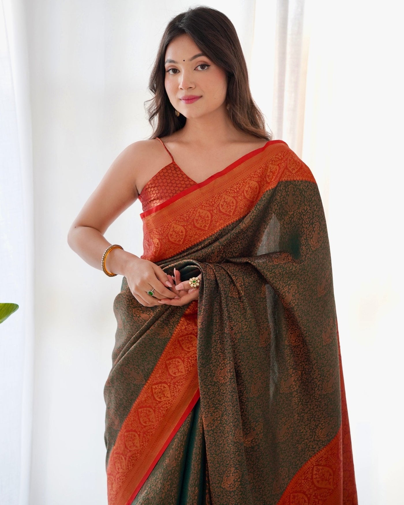 Pure Kanjivaram Silk Saree Weaved With Copper Zari - Almaari Fashion